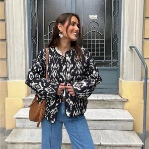 Zara Black and White Patterned Quilted Spring Jacket Size M